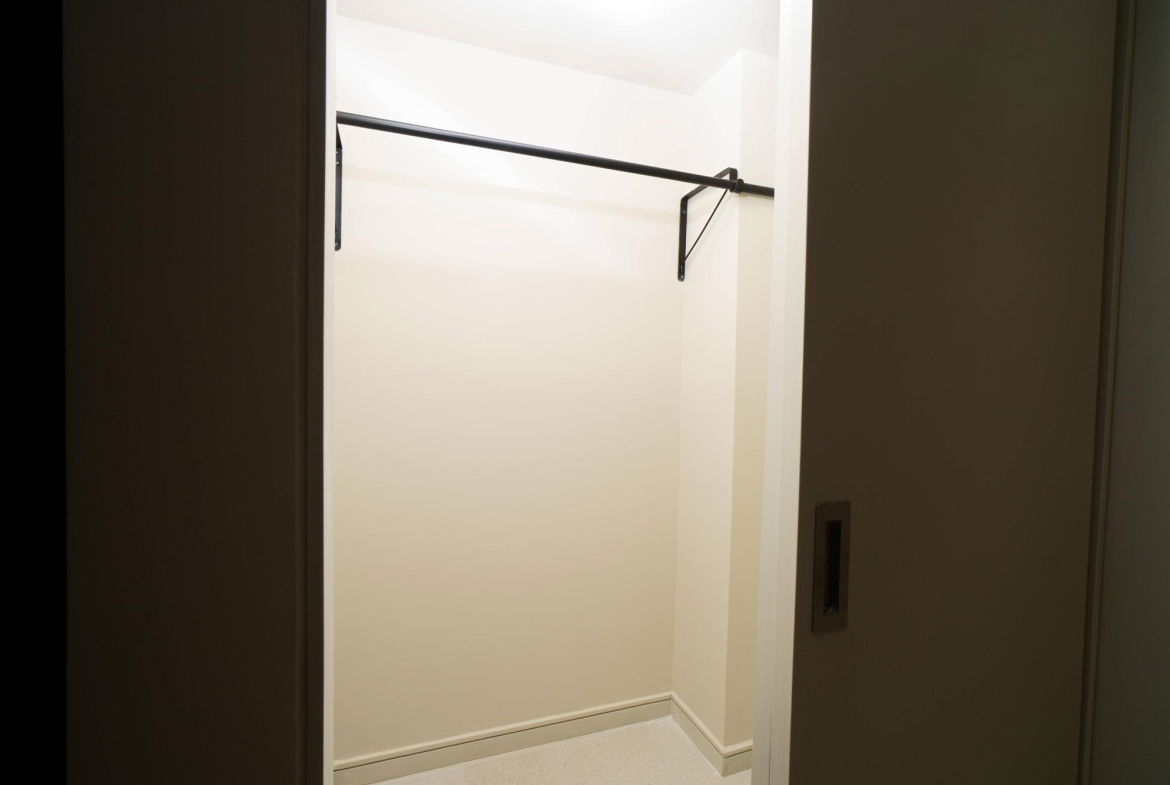 Thirtieth image of 908-2-4 King Street in Kingston 1, Kingston, Jamaica - property is For Rent