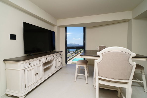 Seventh image of 908-2-4 King Street in Kingston 1, Kingston, Jamaica - property is For Rent