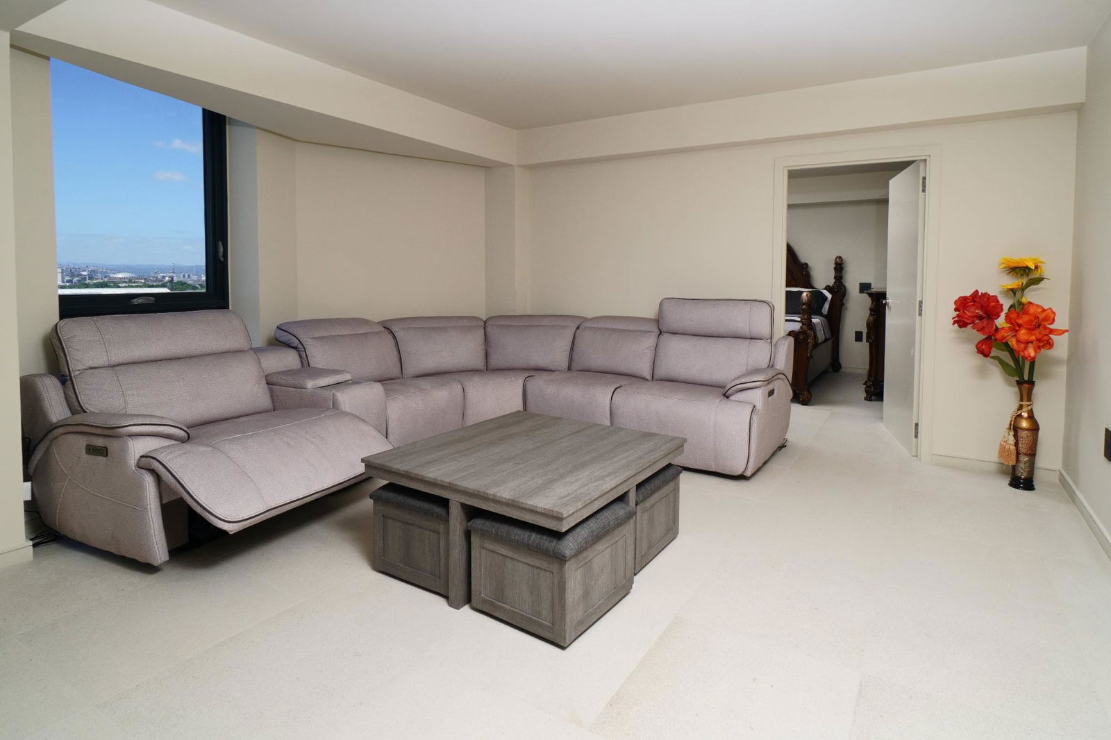 Eighth image of 908-2-4 King Street in Kingston 1, Kingston, Jamaica - property is For Rent