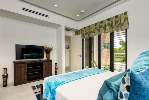 Sixteenth image of 10- Paradise Bay, Montego Bay in Reading, St. James, Jamaica - property is For Rent