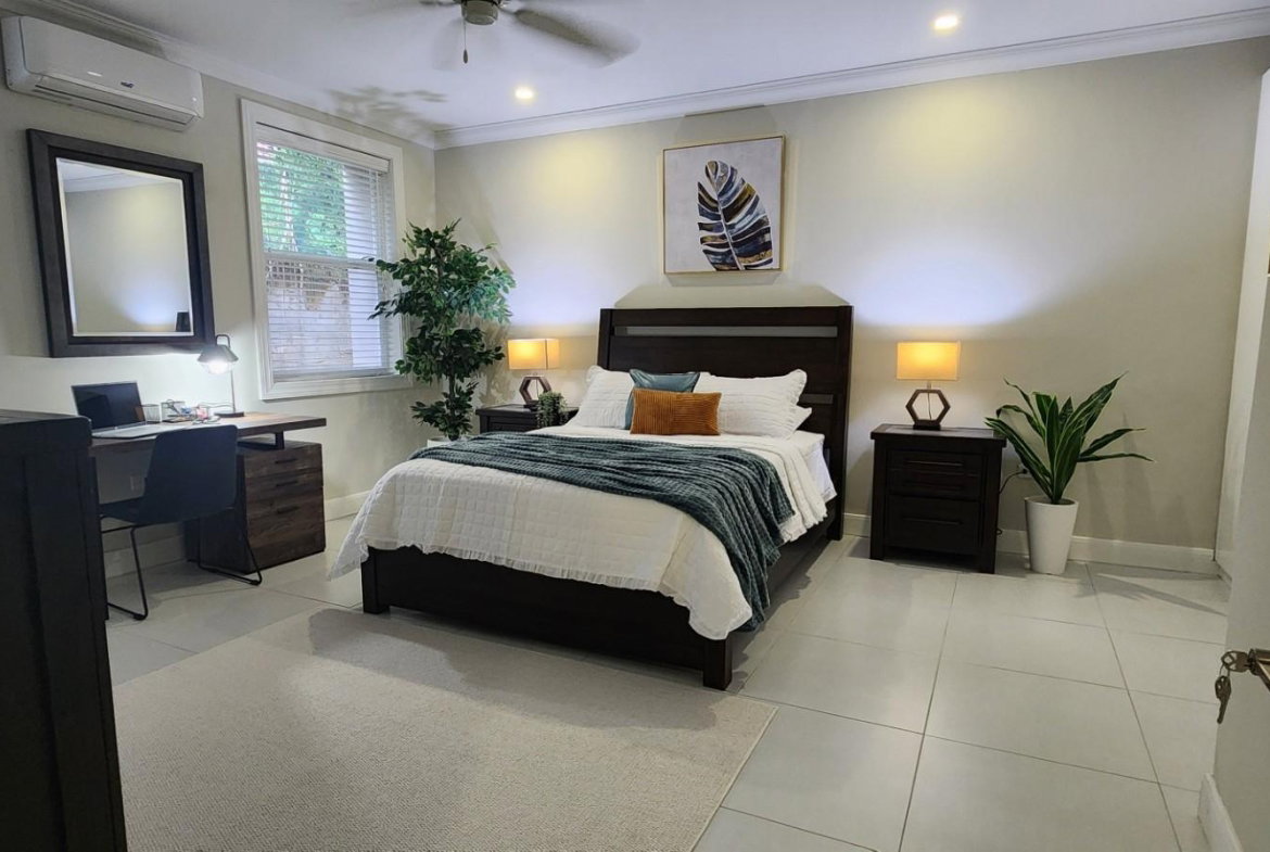 Eleventh image of E3-4-6 Spring Gardens in Spring Garden, St. James, Jamaica - property is For Rent