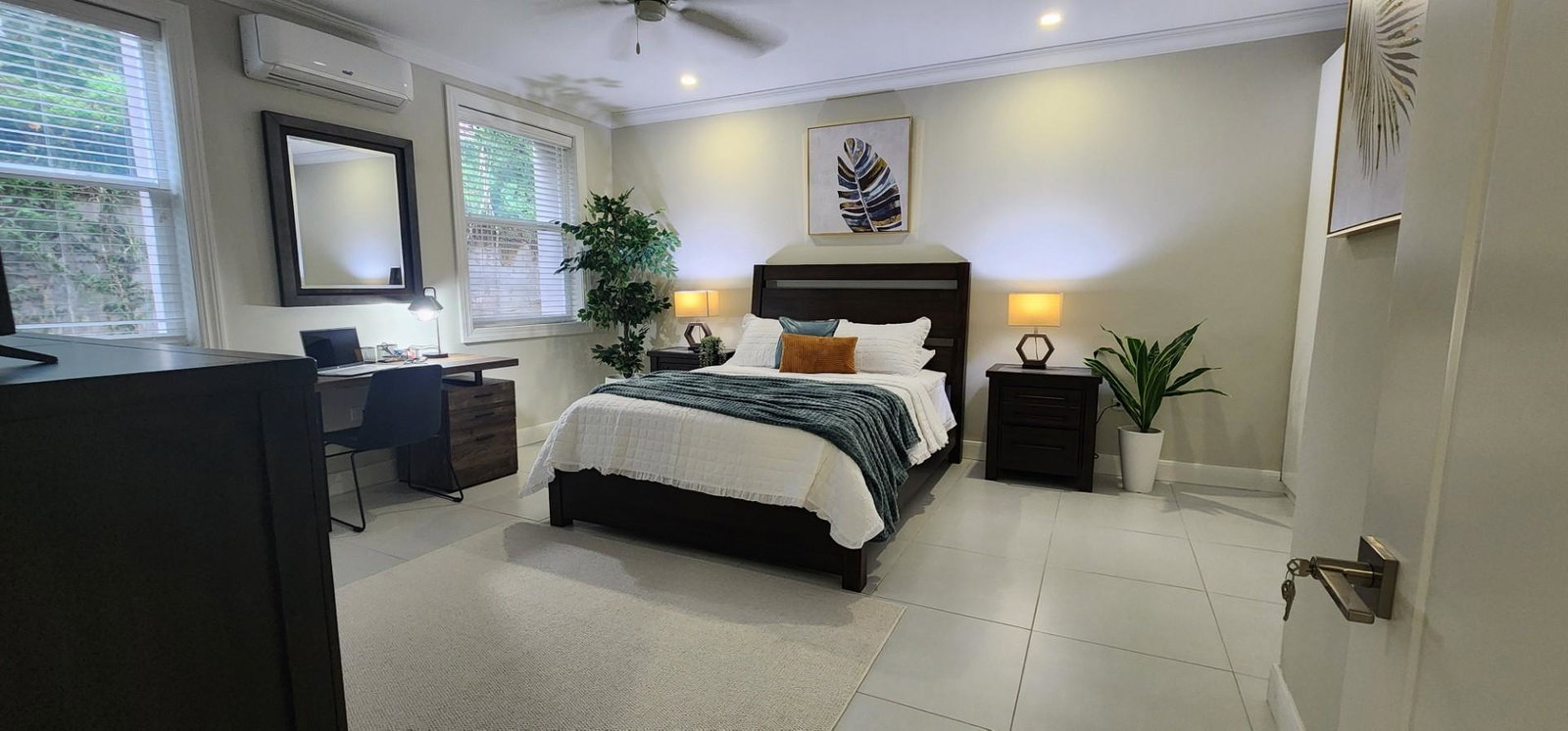 Eleventh image of E3-4-6 Spring Gardens in Spring Garden, St. James, Jamaica - property is For Rent