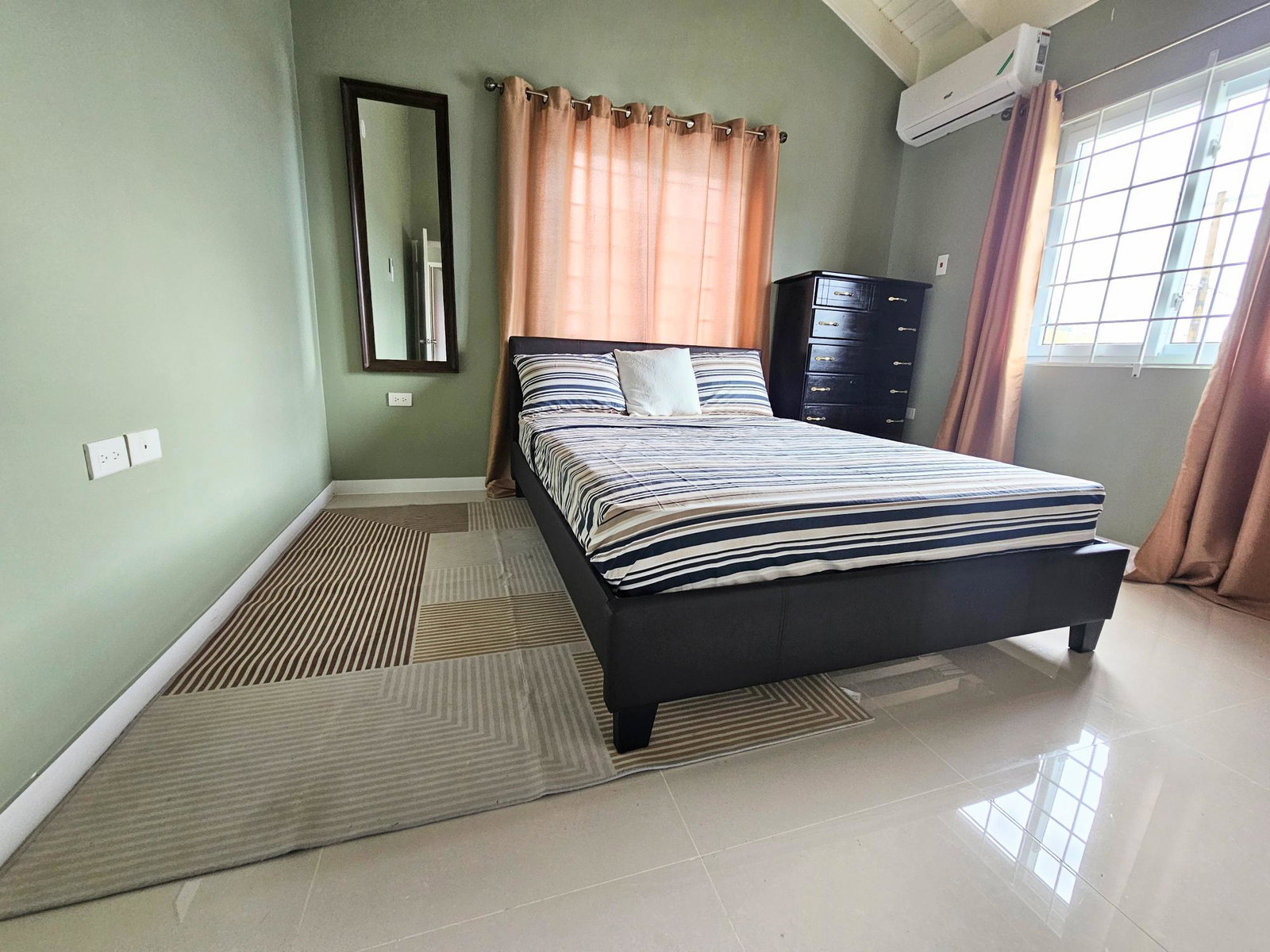 Sixth image of 178 Edmund Ridge Estate in Rose Hall, St. James, Jamaica - property is For Rent