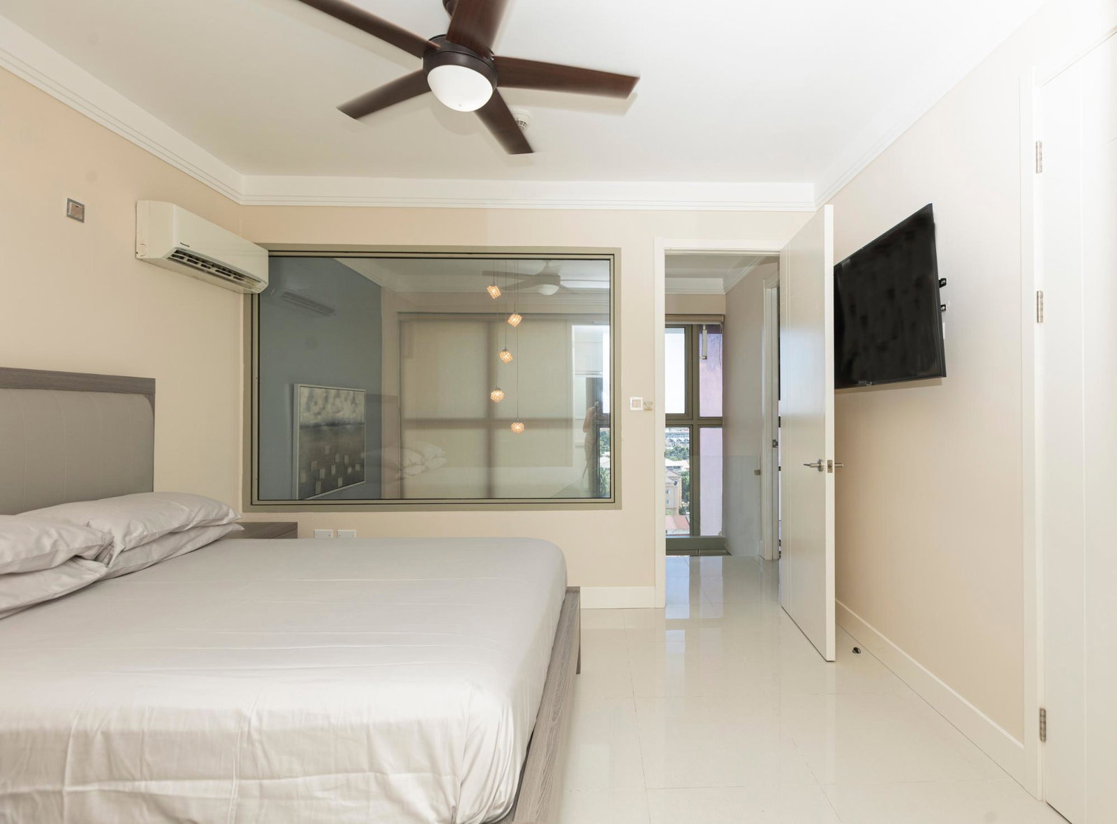 Ninth image of 908-20 South Avenue in Kingston 10, St. Andrew, Jamaica - property is For Rent