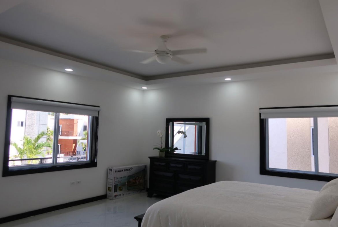 Twenty-Eighth image of 20-16-18 Russell Heights in Kingston 6, St. Andrew, Jamaica - property is For Rent