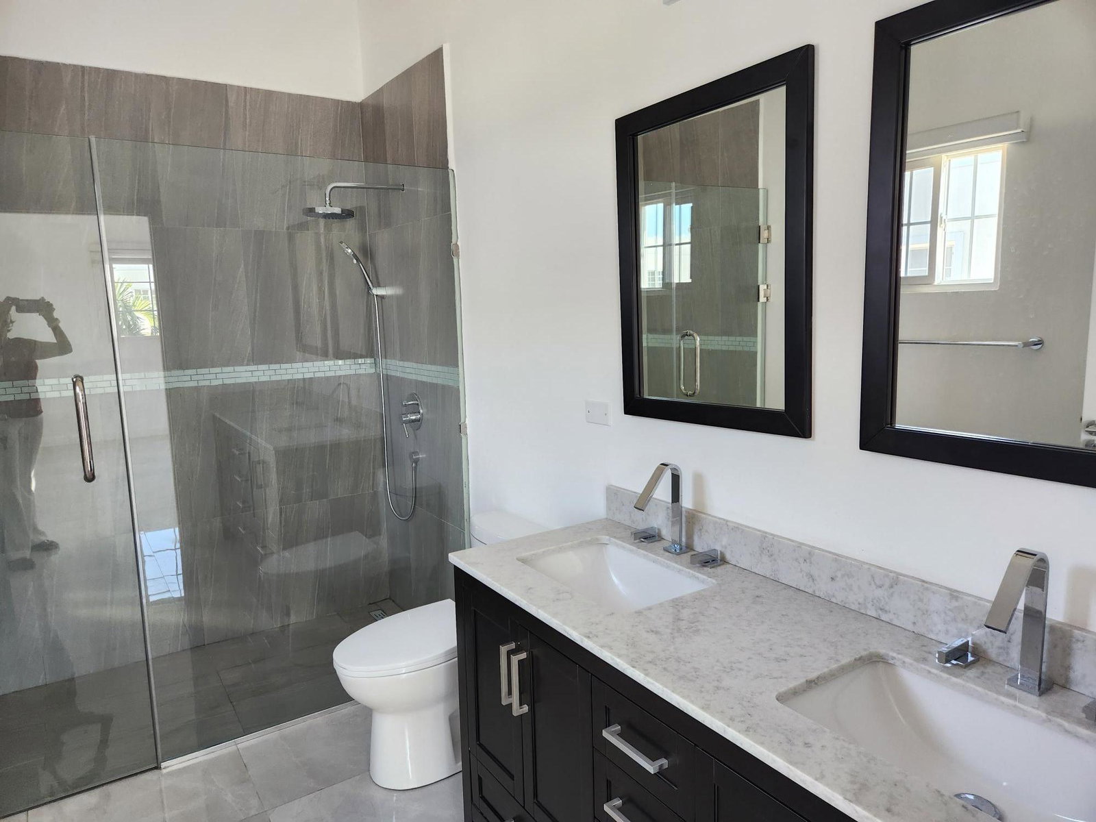 Eleventh image of 39 Block a Port Ridge Estates in Greater Portmore, St. Catherine, Jamaica - property is For Rent