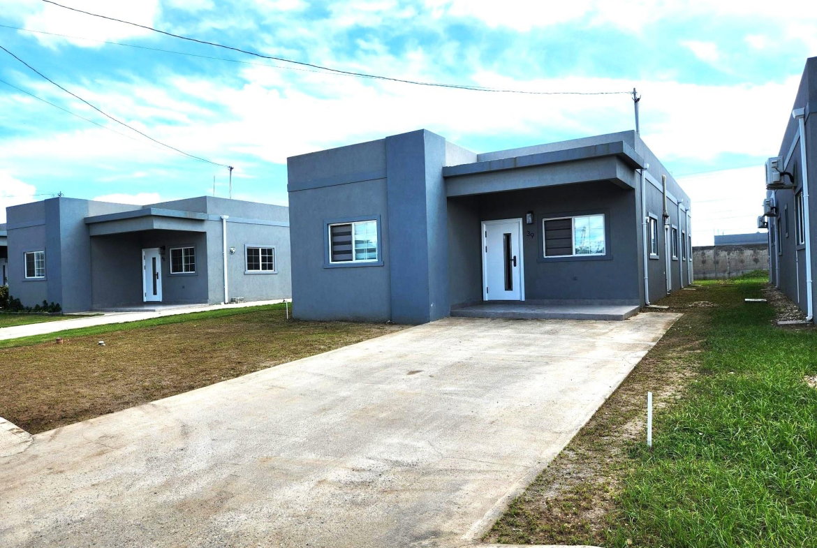 Twentieth image of 39 Block a Port Ridge Estates in Greater Portmore, St. Catherine, Jamaica - property is For Rent