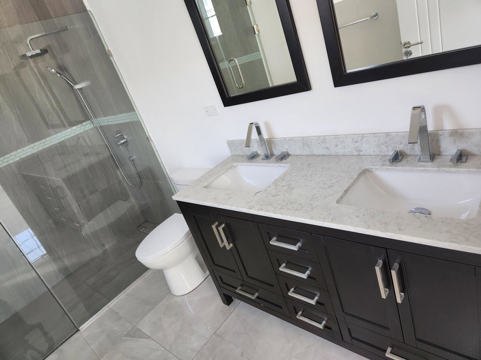 Tenth image of 39 Block a Port Ridge Estates in Greater Portmore, St. Catherine, Jamaica - property is For Rent