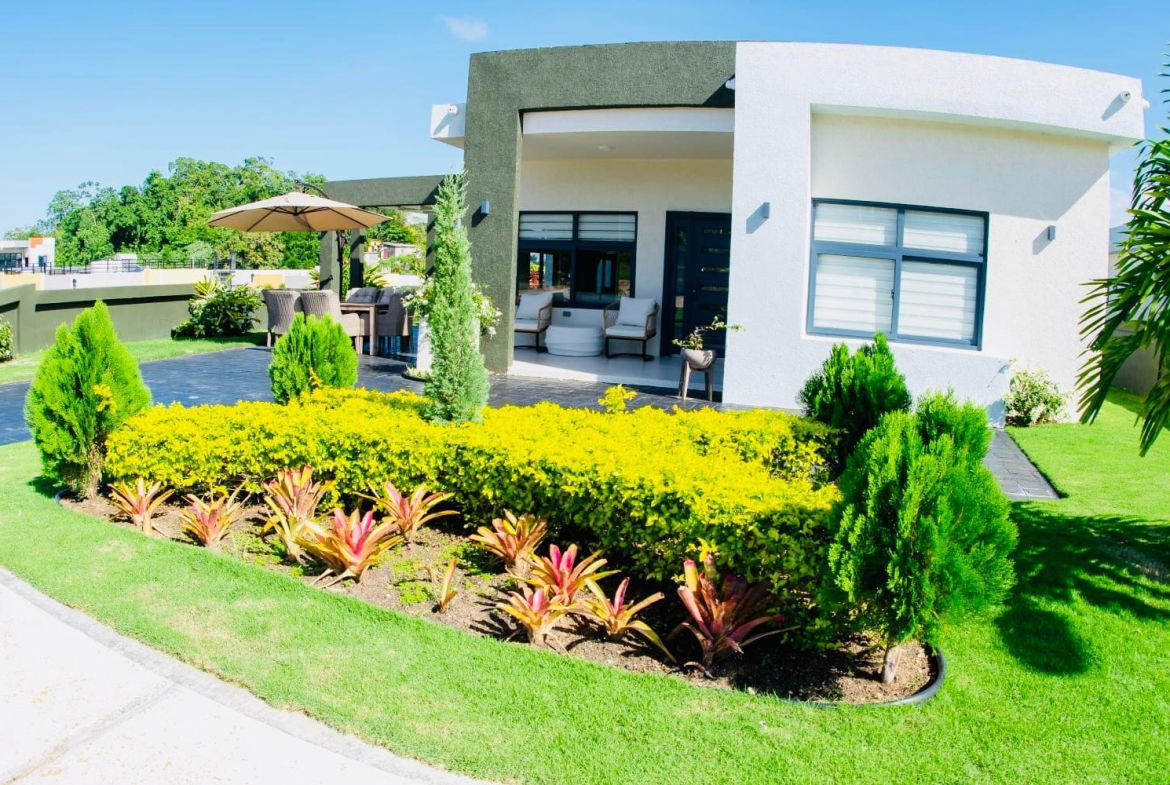 Twenty-Fourth image of 94 Pyramid Point in Ocho Rios, St. Ann, Jamaica - property is For Rent