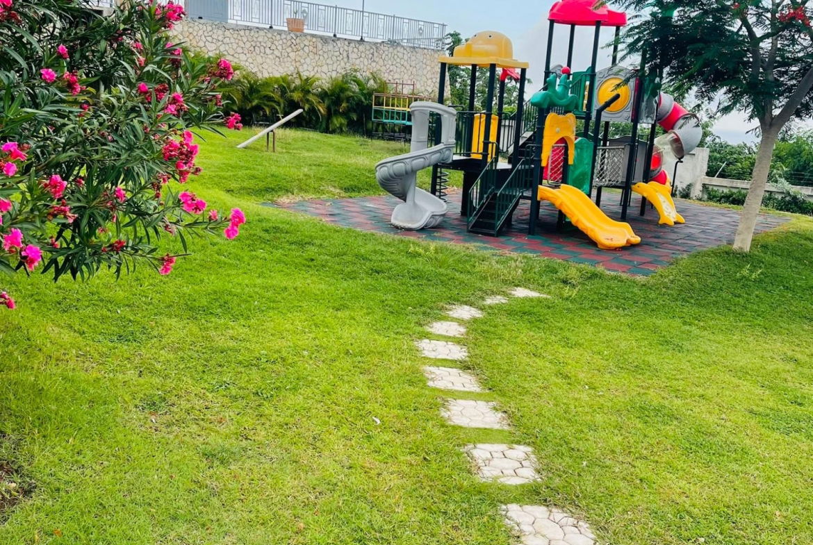 Twenty-Seventh image of 94 Pyramid Point in Ocho Rios, St. Ann, Jamaica - property is For Rent