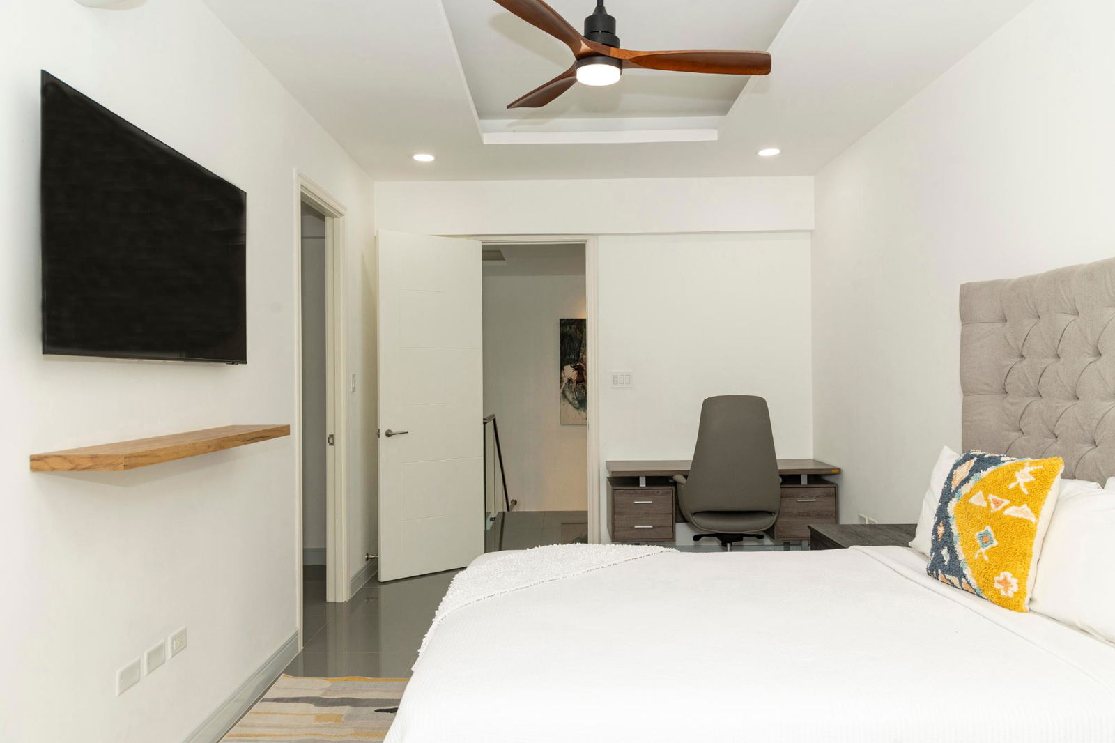 Twenty-Third image of B502-39 Wellington Drive in Kingston 6, St. Andrew, Jamaica - property is For Rent