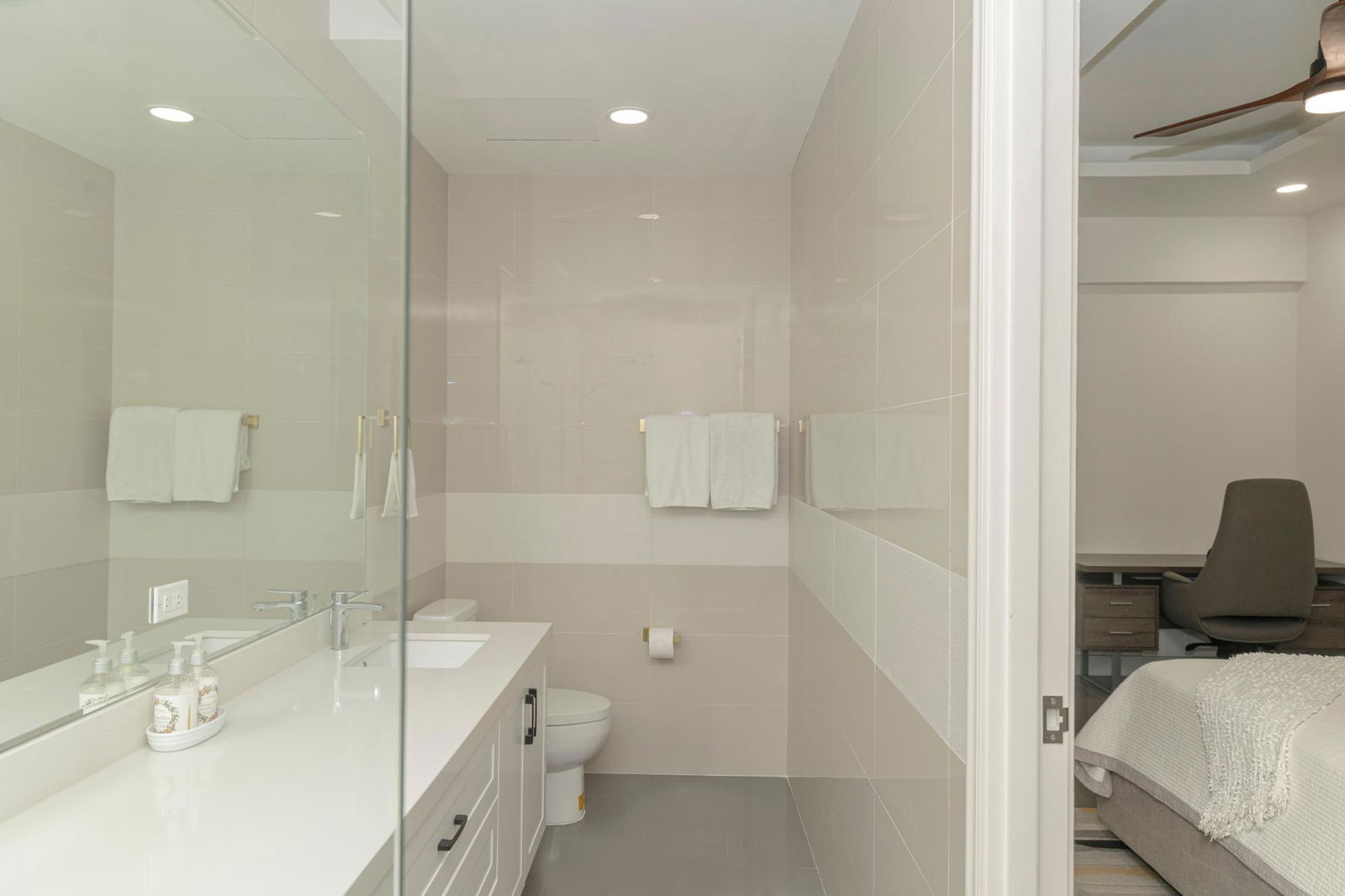 Twenty-Fifth image of B502-39 Wellington Drive in Kingston 6, St. Andrew, Jamaica - property is For Rent