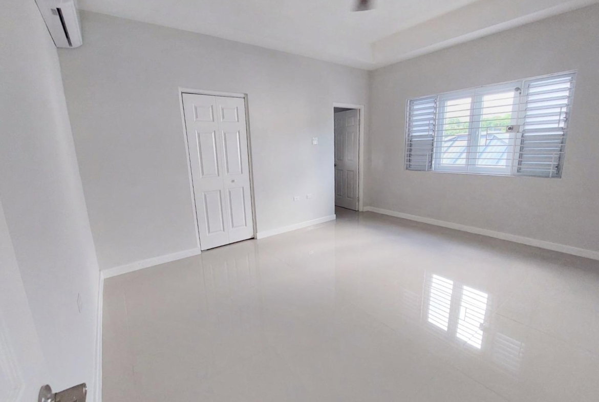 Twelfth image of 4-12 Upper Montrose Road in Kingston 6, St. Andrew, Jamaica - property is For Rent