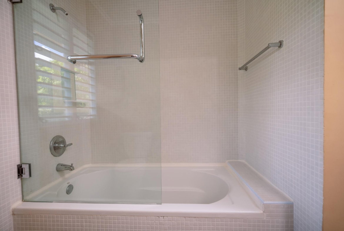 Seventeenth image of 477- Casava Avenue in Richmond, St. Ann, Jamaica - property is For Rent