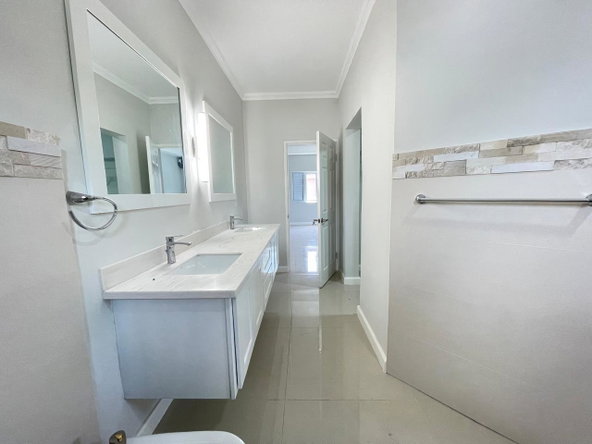 Twenty-Sixth image of Villa 6-12 Upper Montrose Road, King in Kingston 6, St. Andrew, Jamaica - property is For Rent