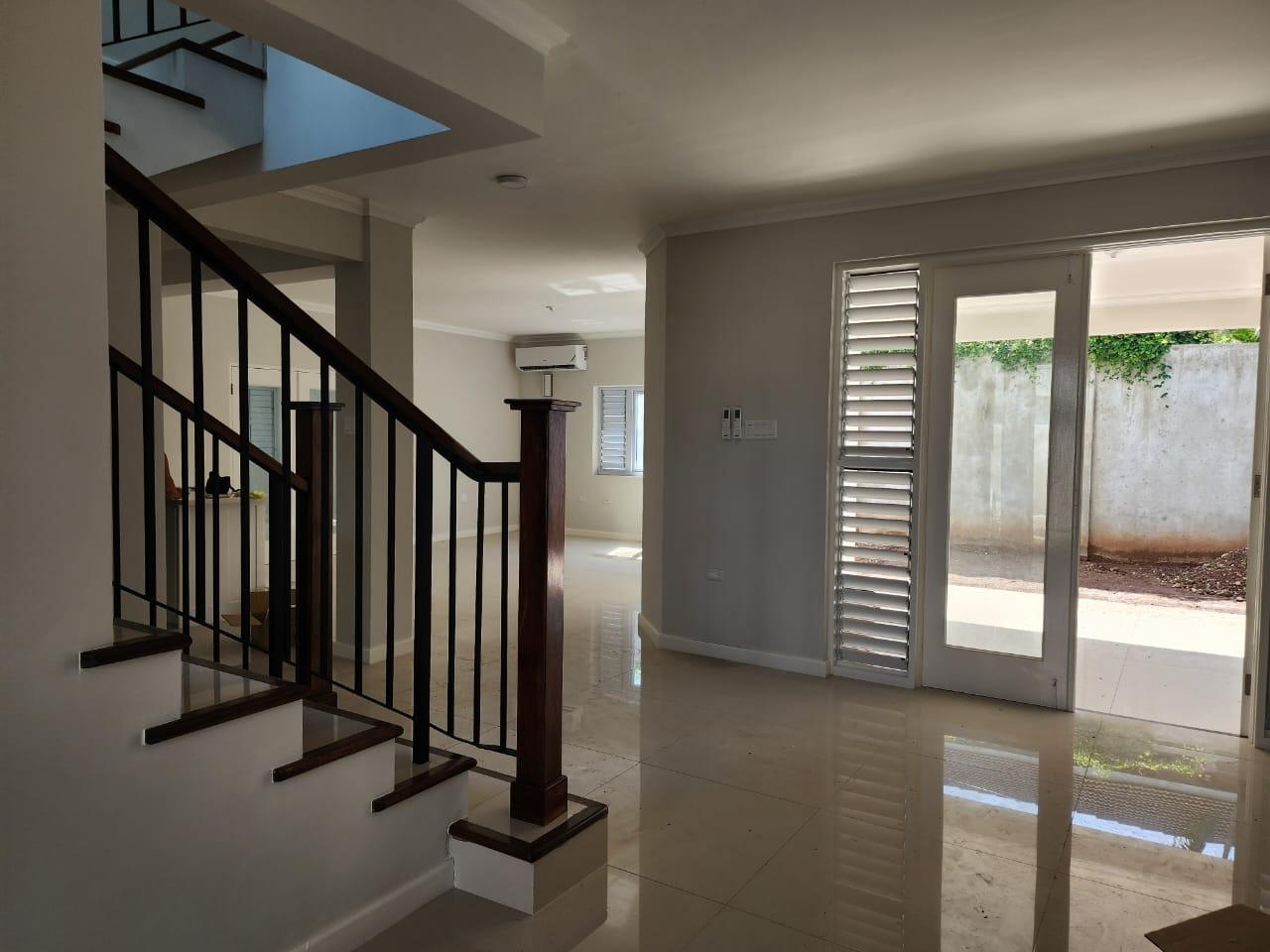 Luxury-4-Bedroom-Villa-for-Rent-in-Jamaicas-Golden-Triangle Fourth image of Villa 6-12 Upper Montrose Road, King in Kingston 6, St. Andrew, Jamaica - property is For Rent