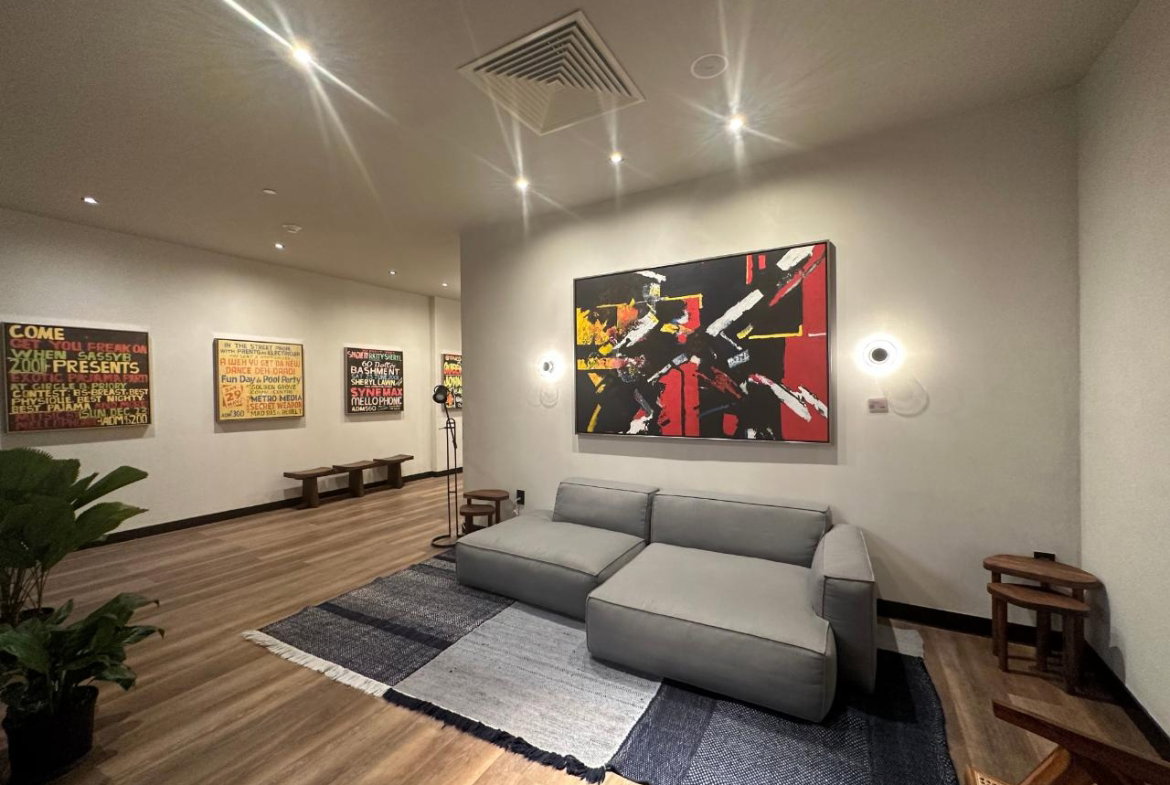 Nineteenth image of 1009-2-4 King Street in KINGSTON, Kingston, Jamaica - property is For Rent