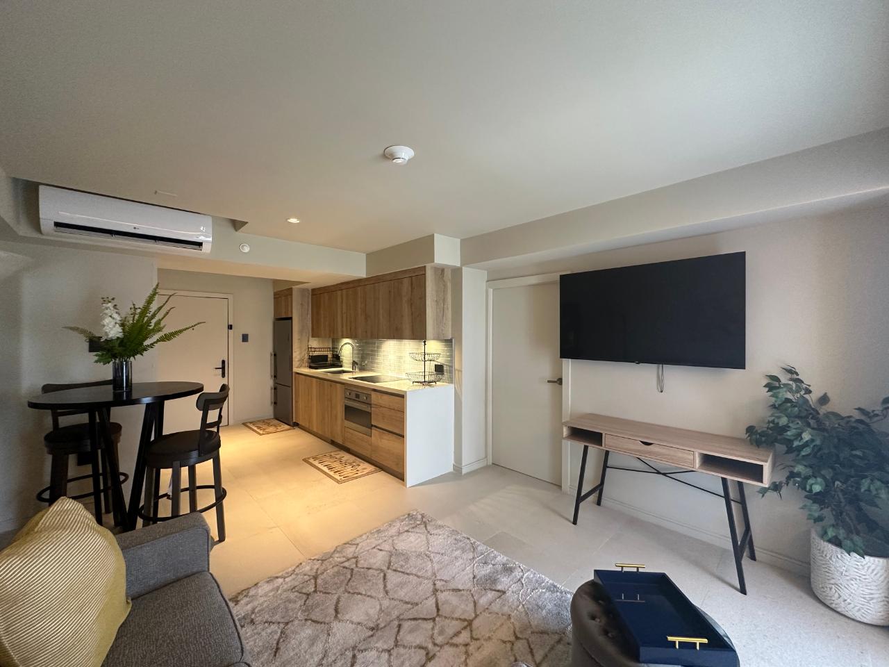 Fifth image of 1009-2-4 King Street in KINGSTON, Kingston, Jamaica - property is For Rent