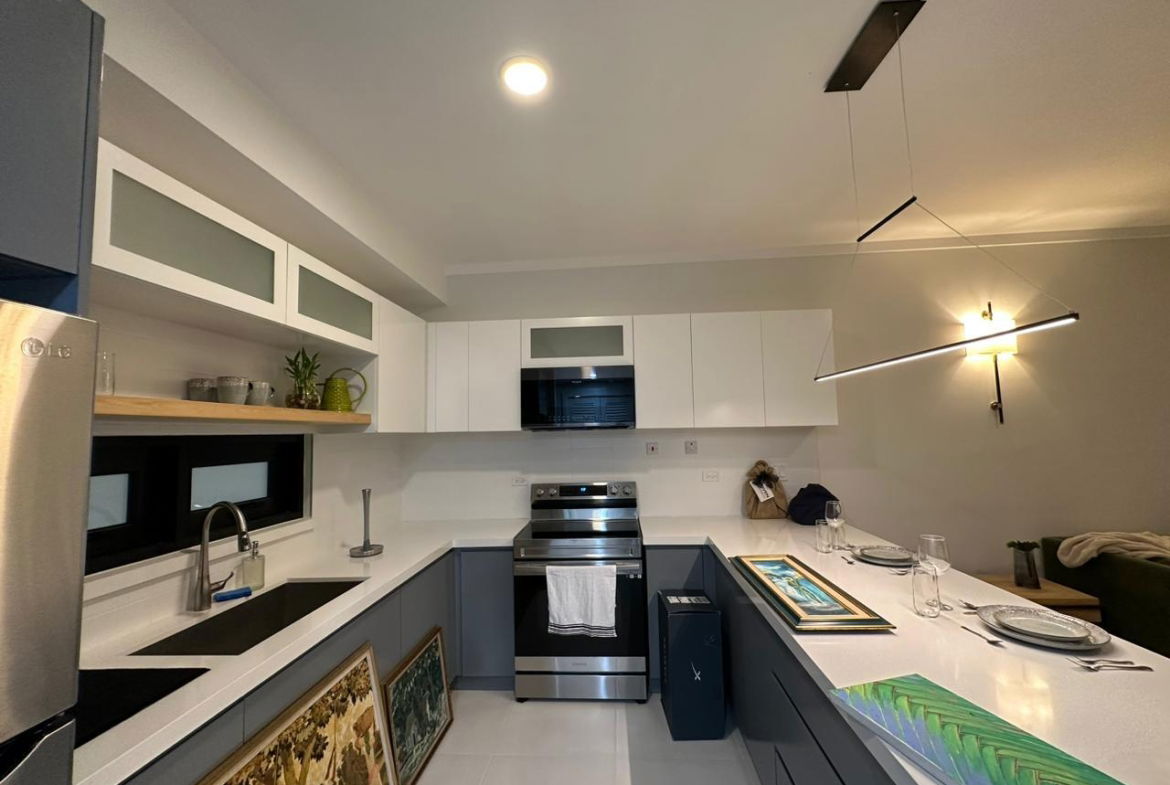 Fourth image of 810-21 Braemar Avenue in KINGSTON, Kingston, Jamaica - property is For Rent