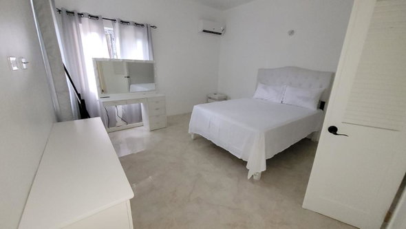 Seventh image of 8- Tryall Gardens in Sandy Bay, Hanover, Jamaica - property is For Rent
