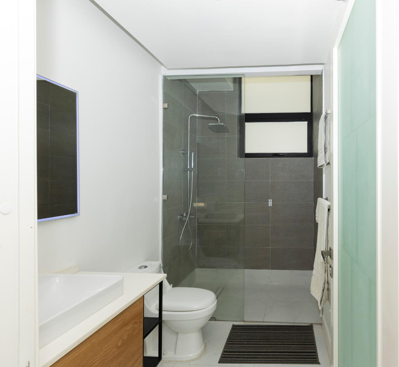 Seventeenth image of 12- Paradise Bay , Reading in Reading, St. James, Jamaica - property is For Rent