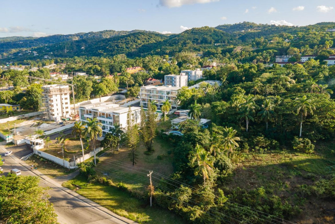 Fourth image of 12- Paradise Bay , Reading in Reading, St. James, Jamaica - property is For Rent