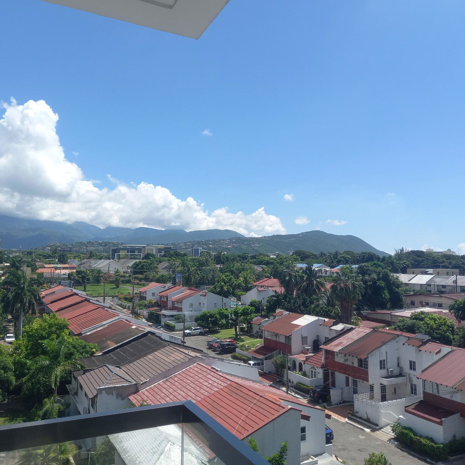 Fourteenth image of 504-11a Waterloo Road, Kingston 1 in Kingston 10, St. Andrew, Jamaica - property is For Rent