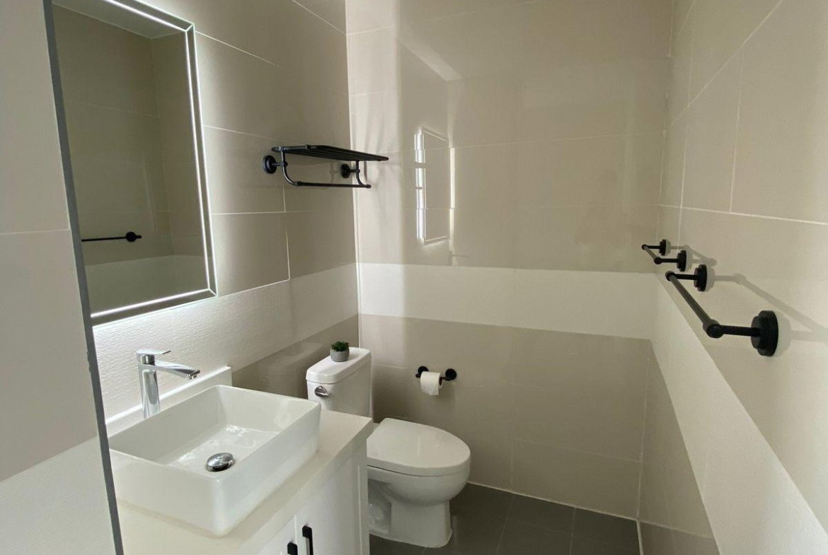 Third image of B005 W39 39 Wellington Dr, Kgn in Kingston 6, St. Andrew, Jamaica - property is For Rent