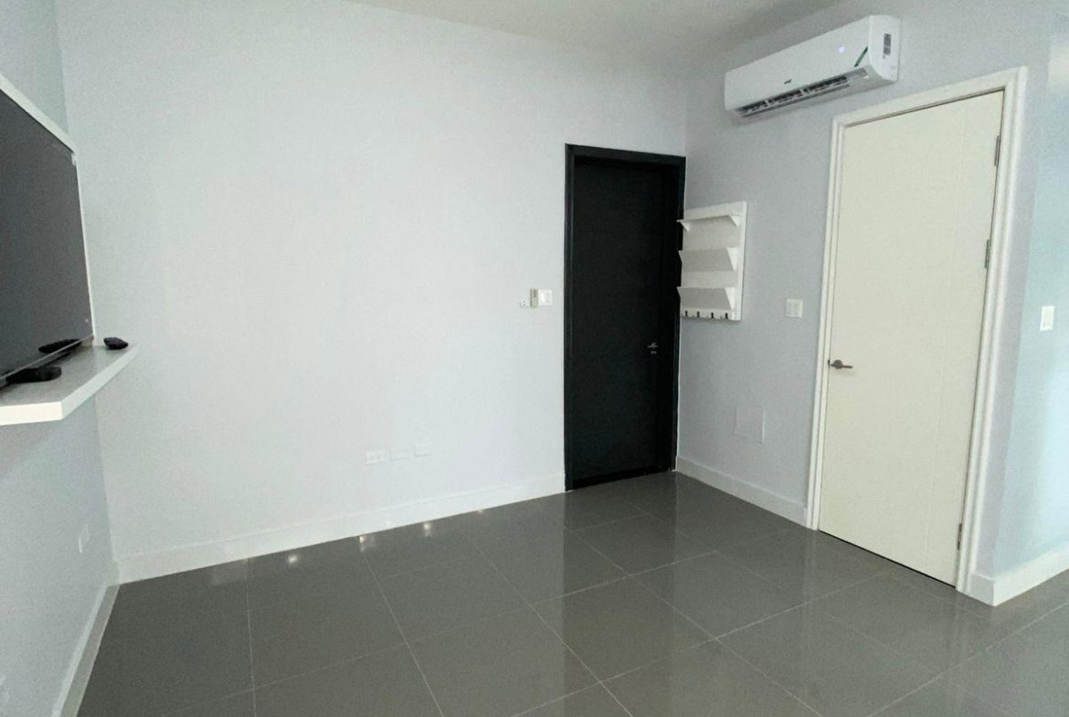 Seventh image of B005 W39 39 Wellington Dr, Kgn in Kingston 6, St. Andrew, Jamaica - property is For Rent