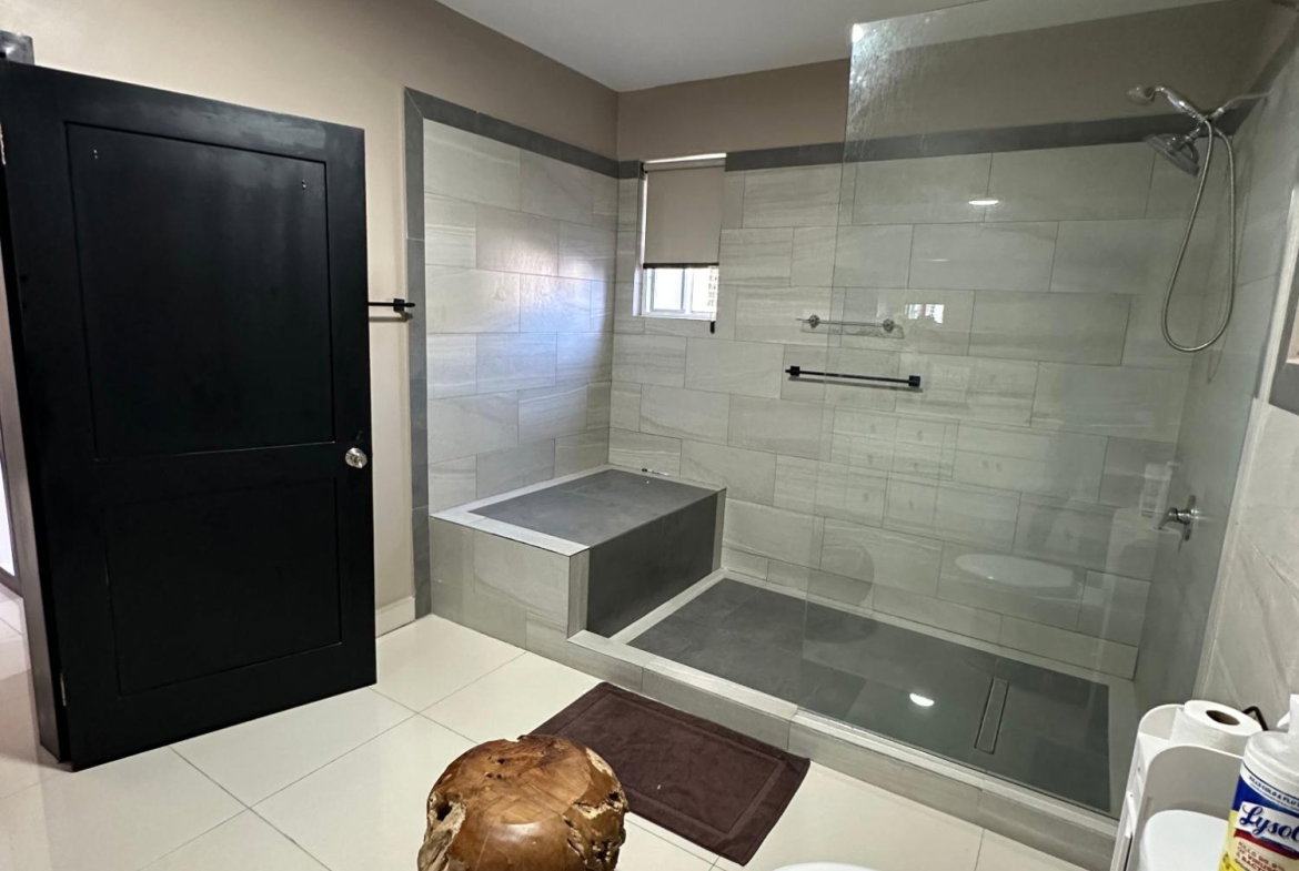Twenty-Second image of 32-7 Degenhardt Close in KINGSTON, Kingston, Jamaica - property is For Sale