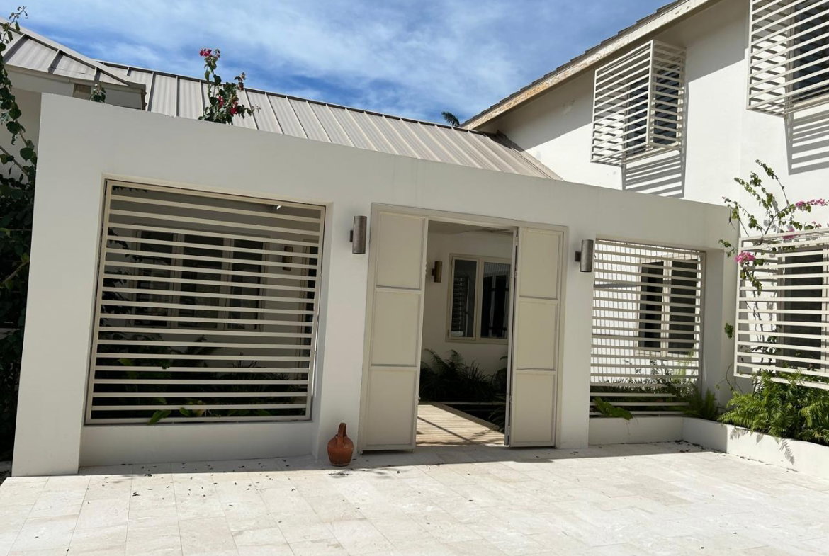 Second image of 10 Hacienda Way in Kingston 8, St. Andrew, Jamaica - property is For Rent