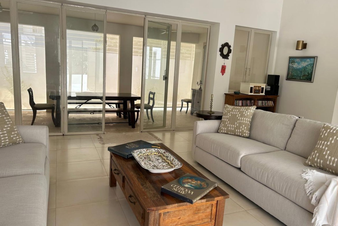 Ninth image of 10 Hacienda Way in Kingston 8, St. Andrew, Jamaica - property is For Rent