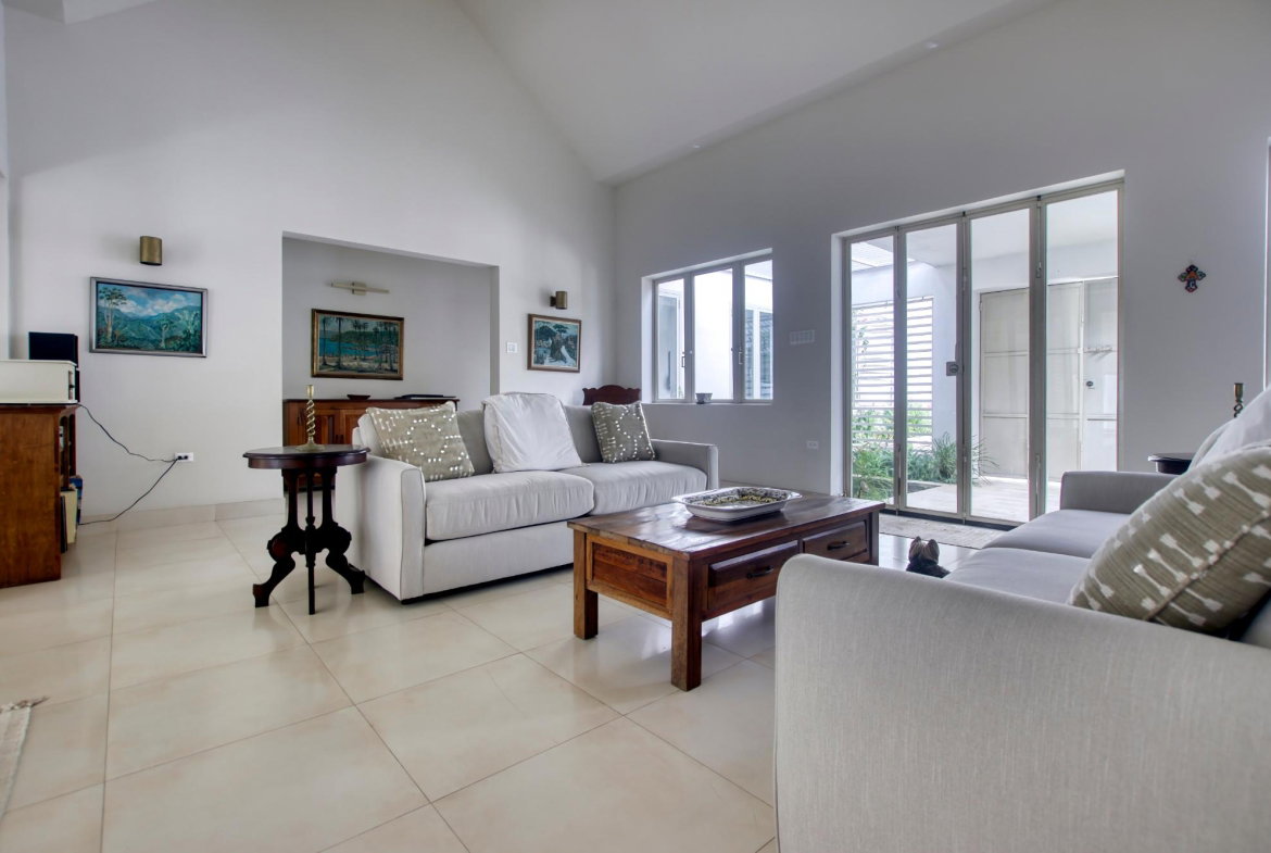 Tenth image of 10 Hacienda Way in Kingston 8, St. Andrew, Jamaica - property is For Rent