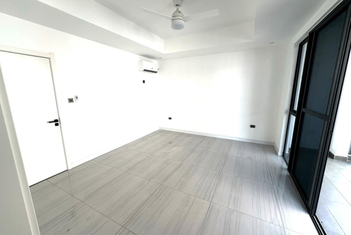 Eleventh image of 203-3 Kings Drive, Kingston 06 in Kingston 6, St. Andrew, Jamaica - property is For Rent