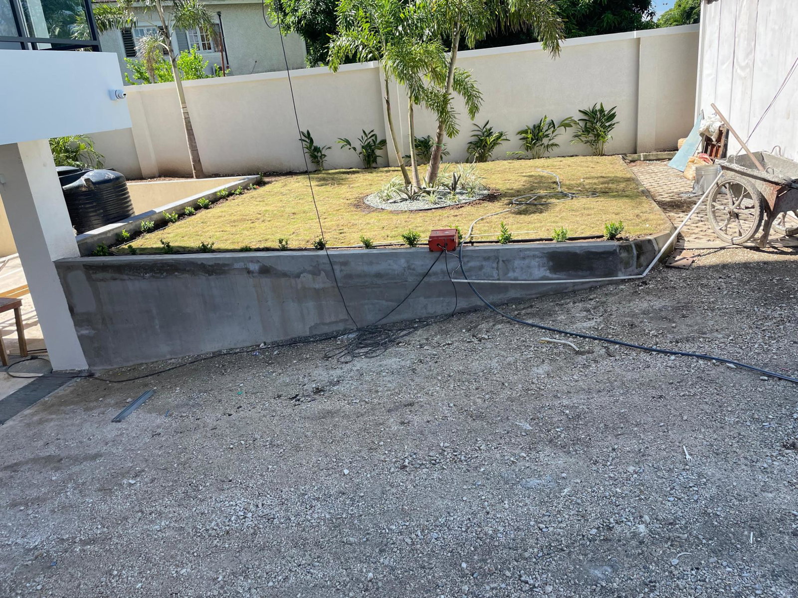 Seventeenth image of 203-3 Kings Drive, Kingston 06 in Kingston 6, St. Andrew, Jamaica - property is For Rent