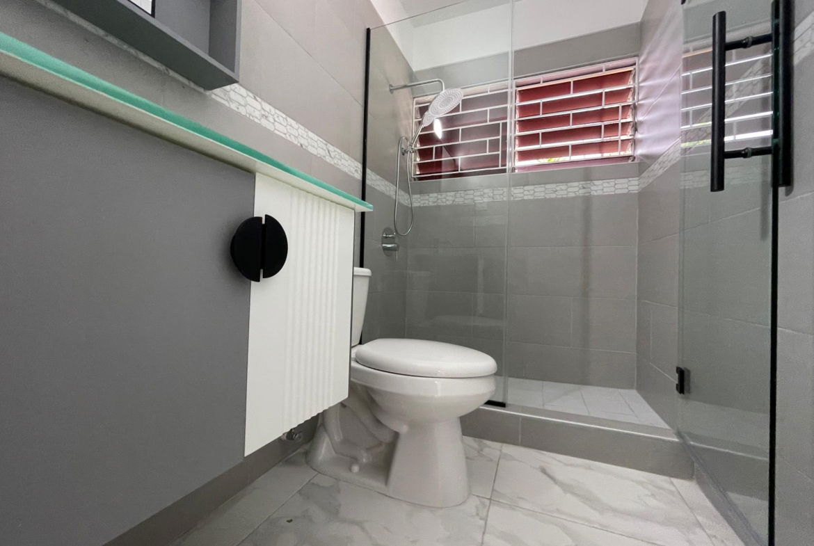 Tenth image of 14 Charlton Road in CONSTANT SPRING, St. Andrew, Jamaica - property is For Rent