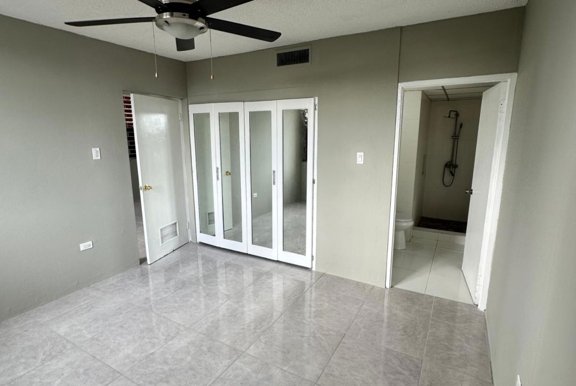 Sixth image of 12-86 Constant Spring Road in CONSTANT SPRING, St. Andrew, Jamaica - property is For Rent