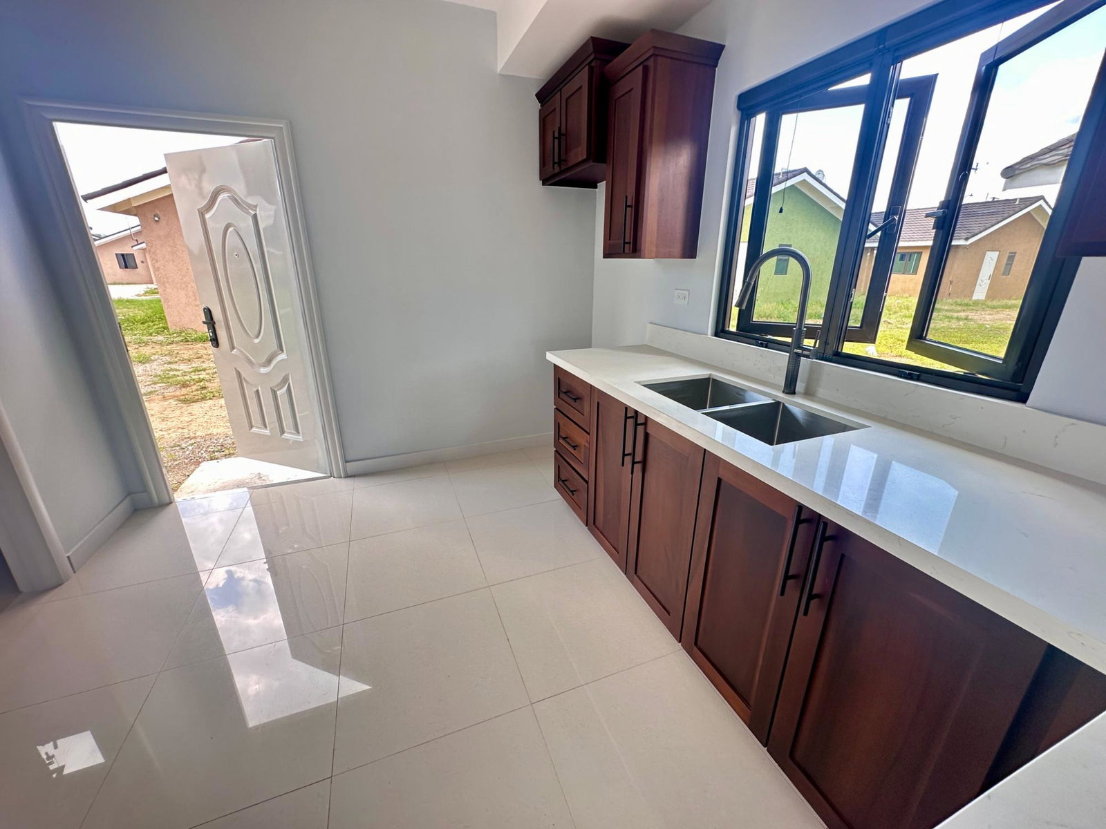 Seventh image of 431- Oak Estate Phase 1 in Bernard Lodge, St. Catherine, Jamaica - property is For Rent