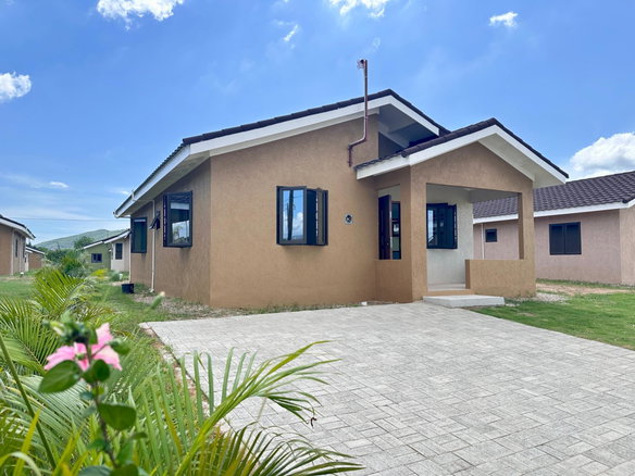 First image of 431- Oak Estate Phase 1 in Bernard Lodge, St. Catherine, Jamaica - property is For Rent