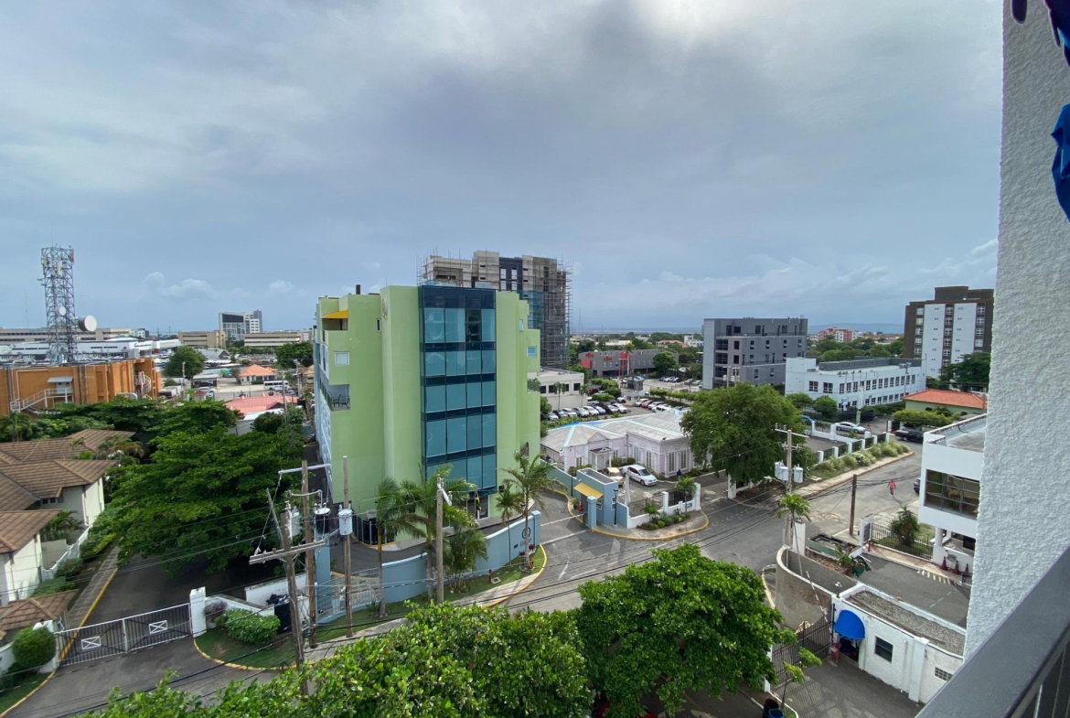 Fifteenth image of 39-3 Renfrew Road in NEW KINGSTON, St. Andrew, Jamaica - property is For Rent