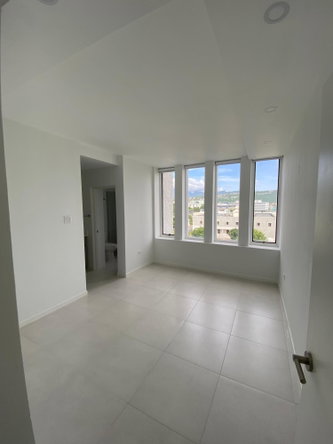Ninth image of 39-3 Renfrew Road in NEW KINGSTON, St. Andrew, Jamaica - property is For Rent