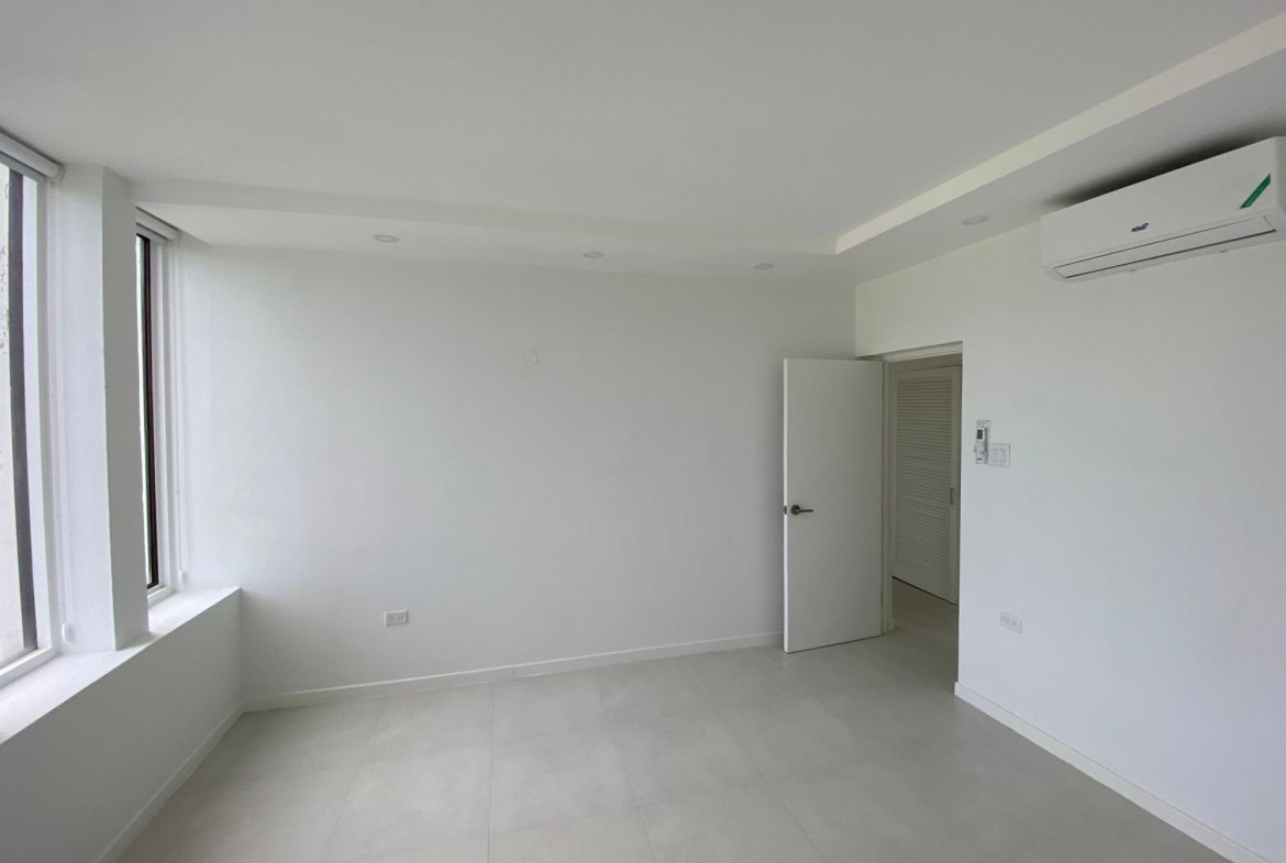 Tenth image of 39-3 Renfrew Road in NEW KINGSTON, St. Andrew, Jamaica - property is For Rent