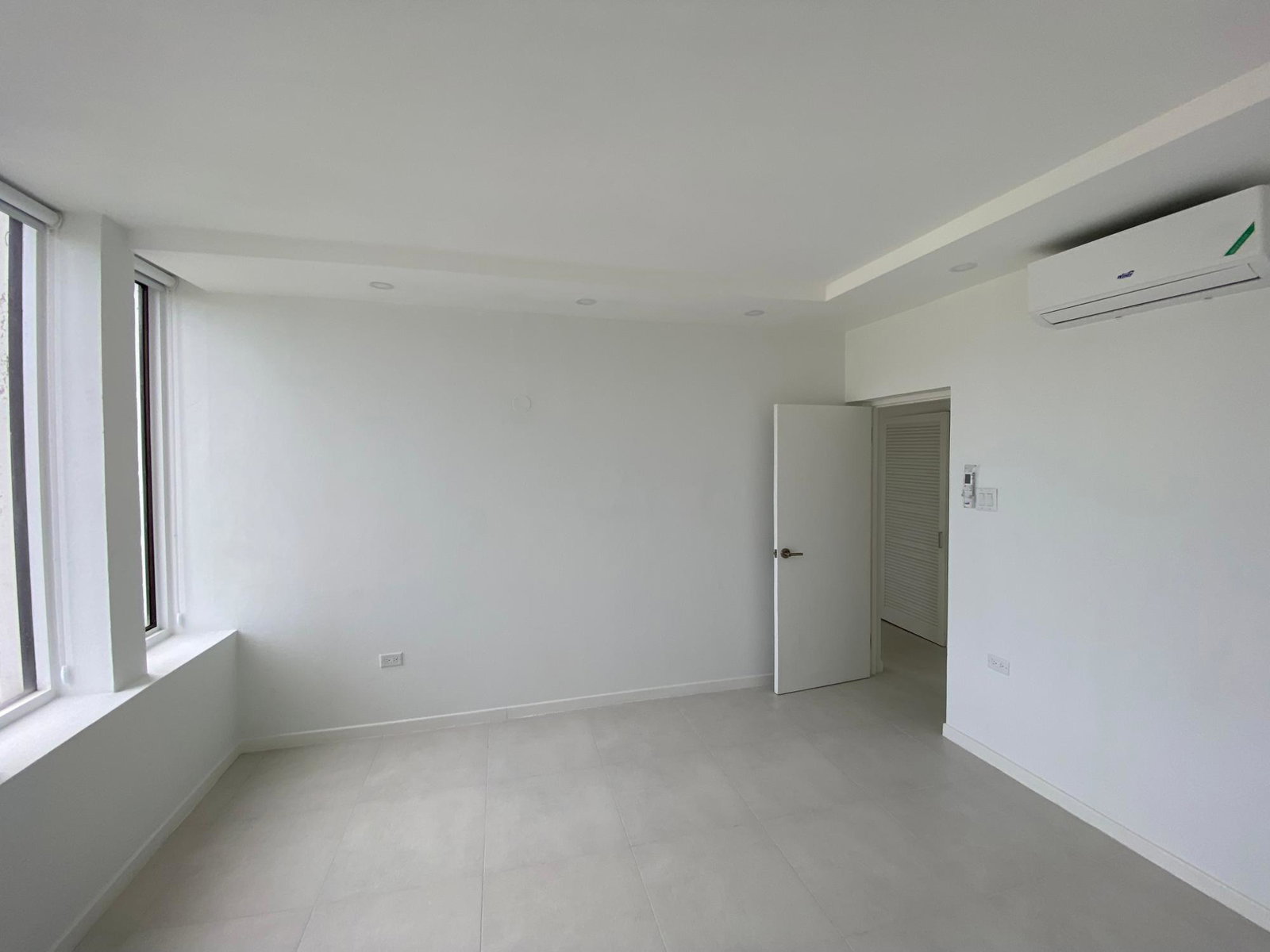 Modern-2-Bedroom-Apartment-for-Rent-in-Courtleigh-Towers-Kingston Tenth image of 39-3 Renfrew Road in NEW KINGSTON, St. Andrew, Jamaica - property is For Rent