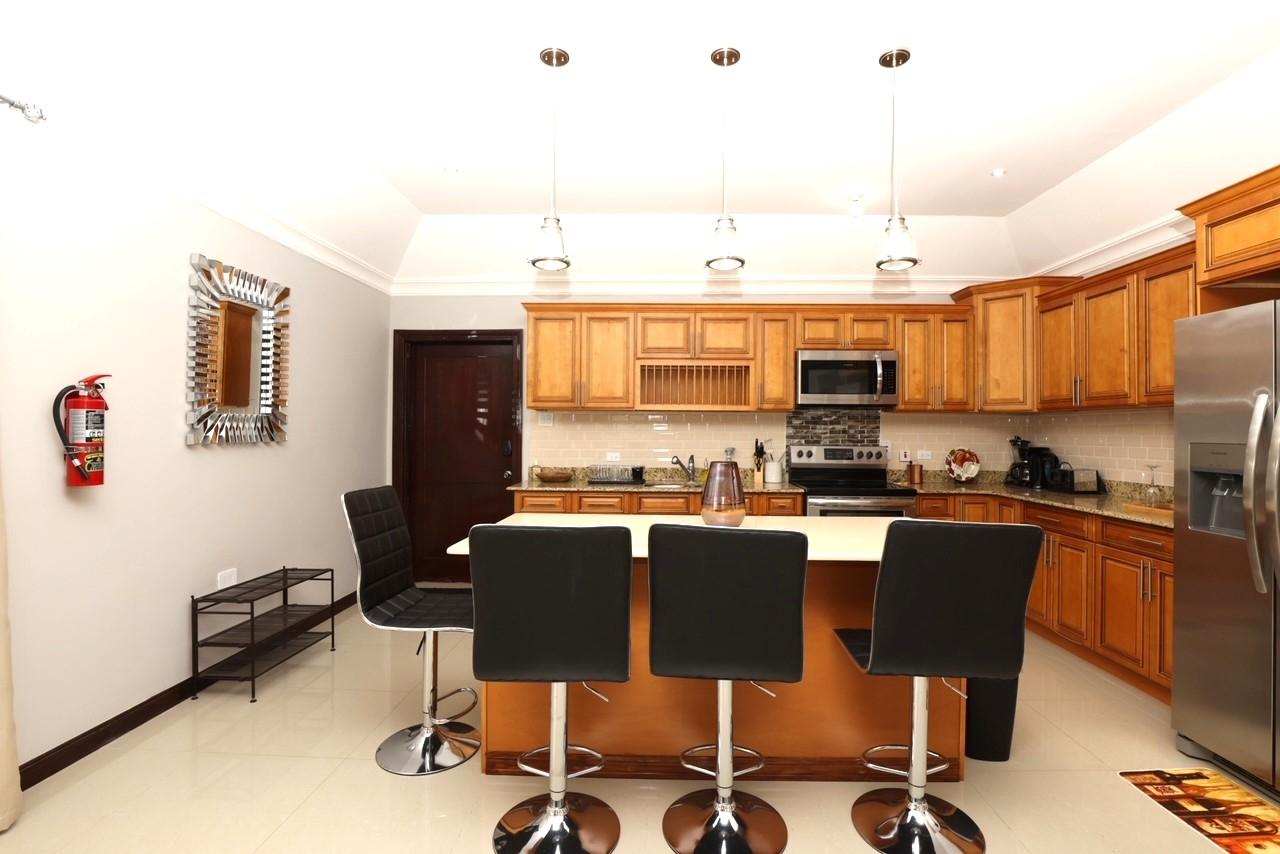 Fifth image of 17-20-22 Charlemont Avenue, Hope p in Kingston 6, St. Andrew, Jamaica - property is For Rent