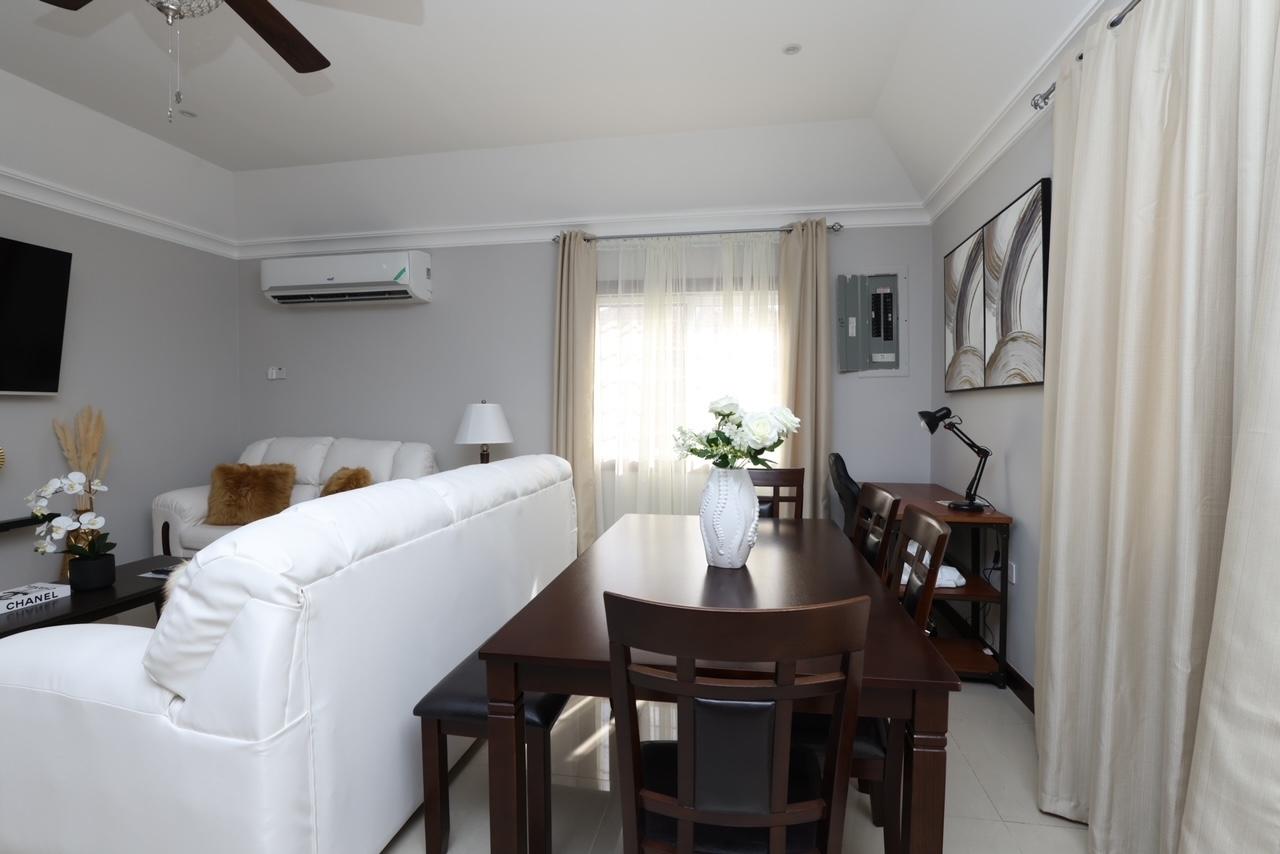 Ninth image of 17-20-22 Charlemont Avenue, Hope p in Kingston 6, St. Andrew, Jamaica - property is For Rent