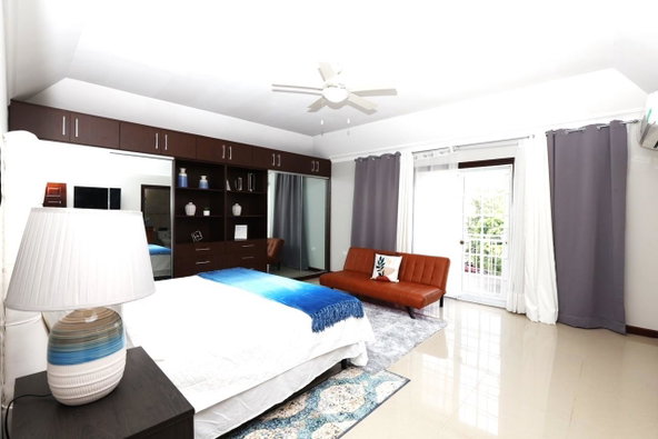 Eighteenth image of 17-20-22 Charlemont Avenue, Hope p in Kingston 6, St. Andrew, Jamaica - property is For Rent