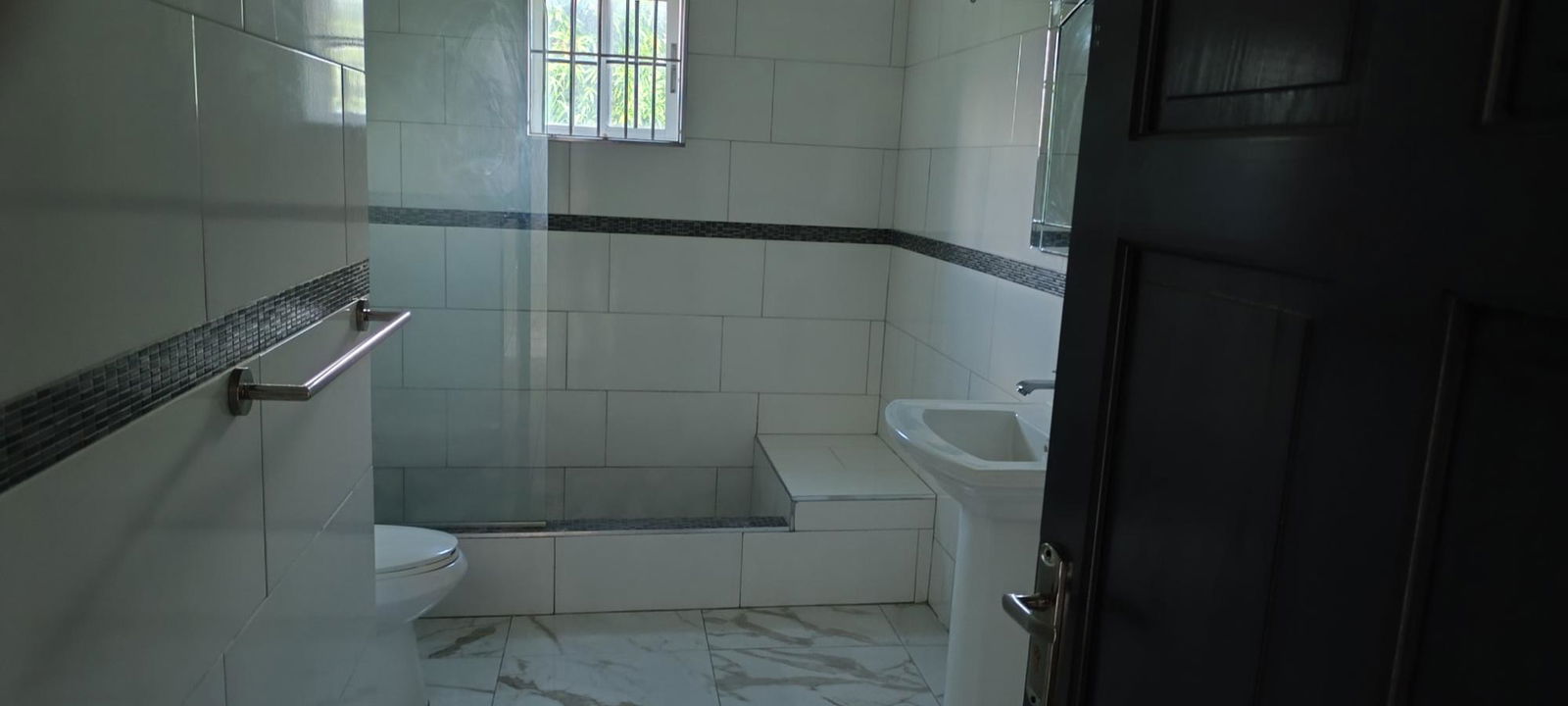 Eleventh image of 8-85 Sundown Cres in Kingston 10, St. Andrew, Jamaica - property is For Rent