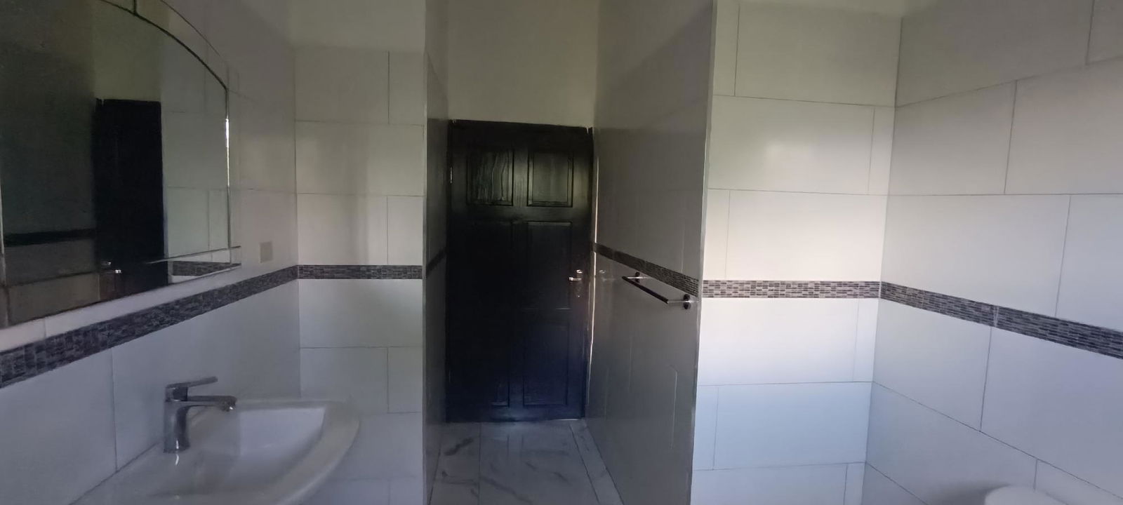 Twelfth image of 8-85 Sundown Cres in Kingston 10, St. Andrew, Jamaica - property is For Rent