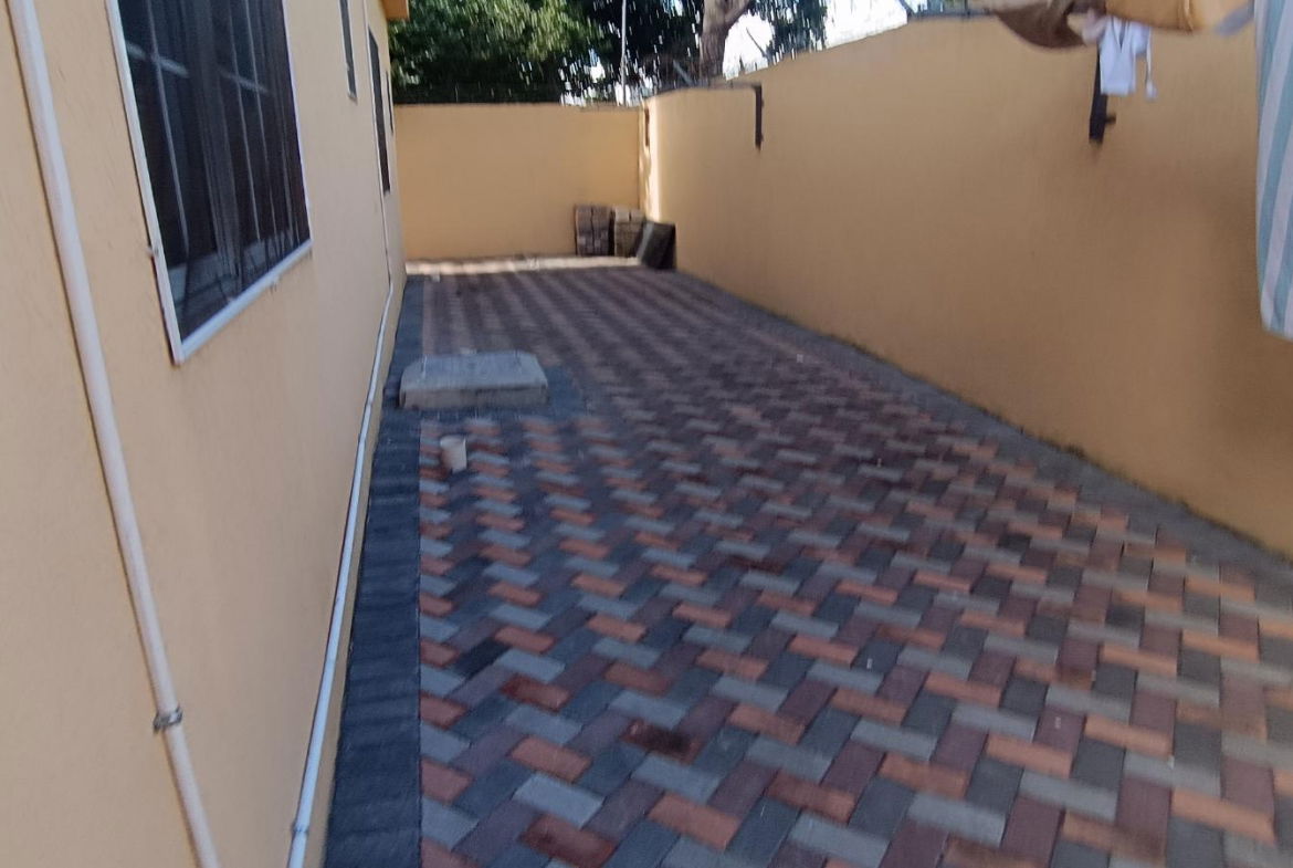 Fourth image of 8-85 Sundown Cres in Kingston 10, St. Andrew, Jamaica - property is For Rent