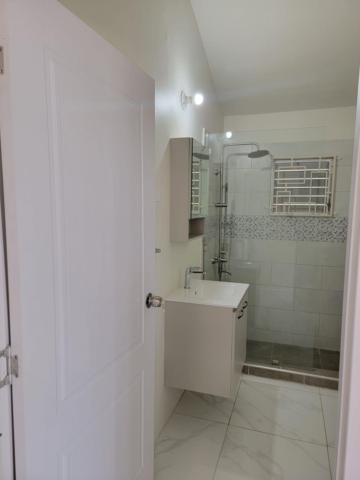Tenth image of 46 Emerald Crescent, Pheonix in Phoenix Park, St. Catherine, Jamaica - property is For Rent